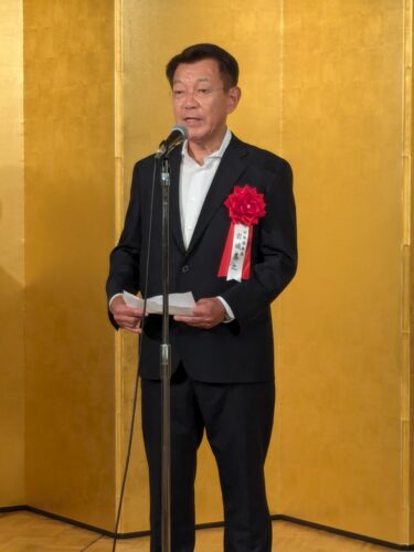  岩城善之氏